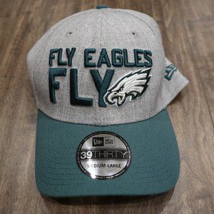 NWT Philadelphia Eagles Fitted Ball Cap Medium-Large